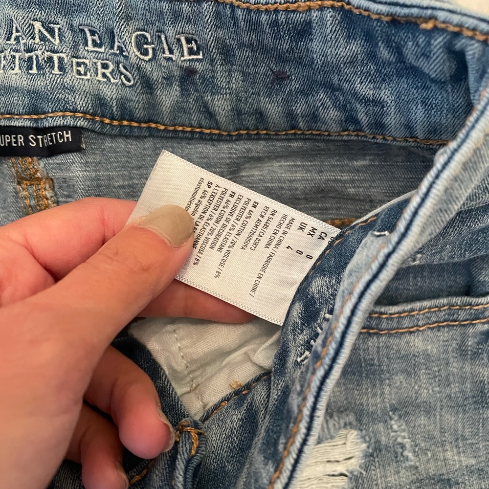 American Eagle High Rise Shorts - Picture 3 of 3